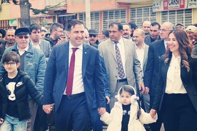 Konya'da öldürülen belediye başkanının avukat eşi: 2 çocuğum 'baba' diye ağlıyor