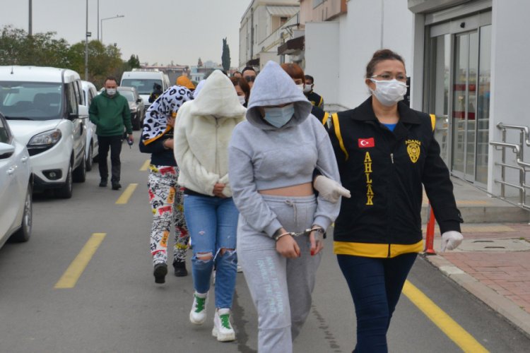 Adana'da fuhuş şebekesine operasyon: 13 gözaltı