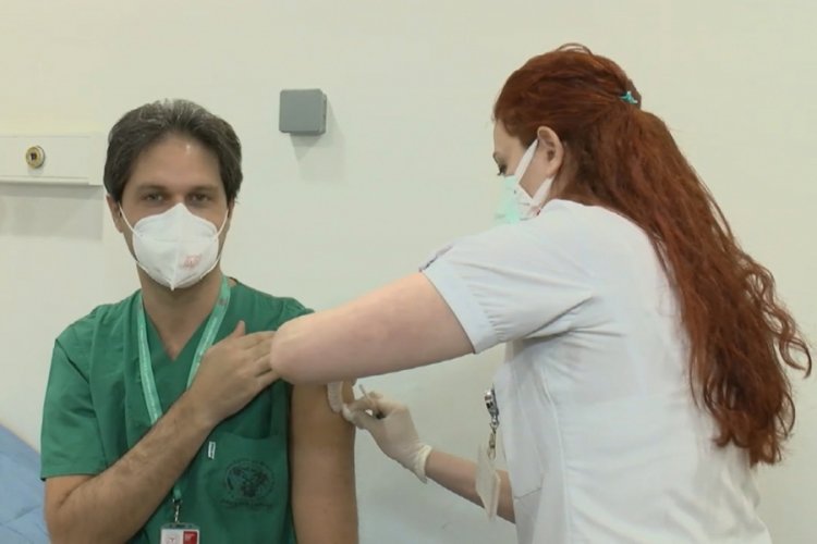 İstanbul'da ilk aşılar yapılmaya başladı