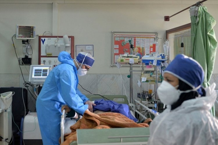 İran'da son 24 saatte Kovid-19'dan 83 kişi hayatını kaybetti
