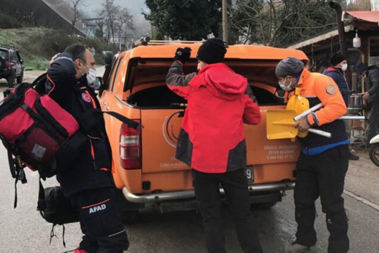 Kayıp doktoru 100 kişilik ekip arıyor