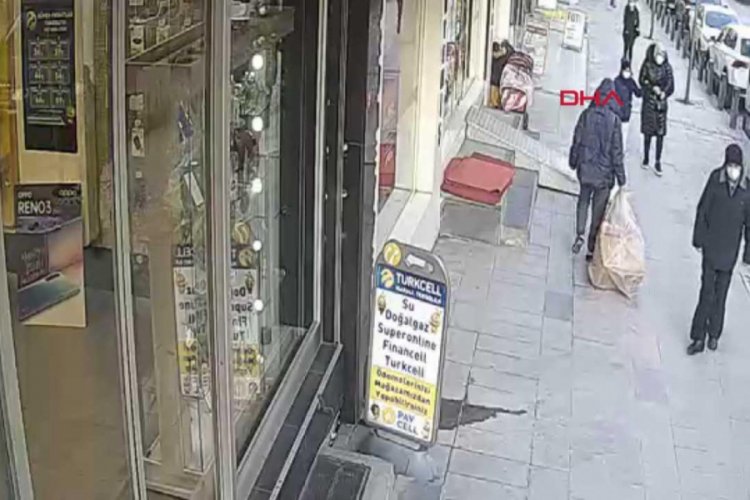 Sokak ortasında çocuk kaçırma girişimi iddiası kameraya yansıdı