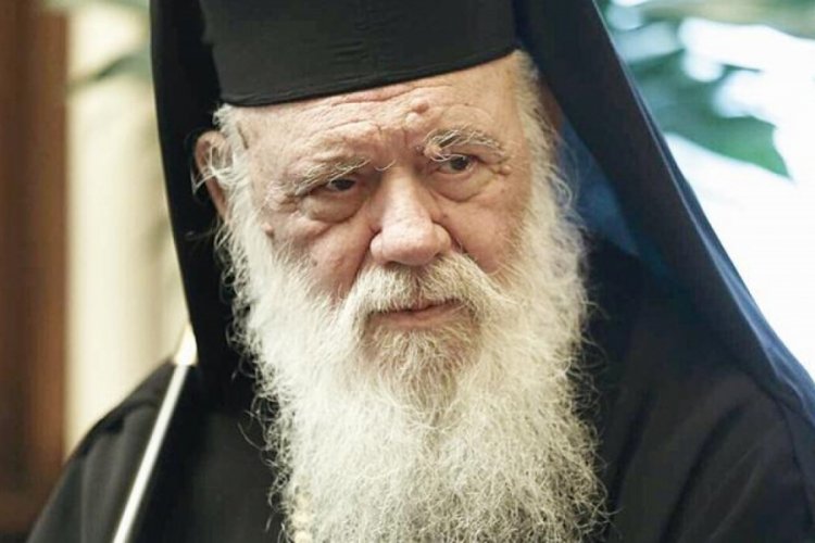 Atina Başpiskoposu'ndan skandal ifadeler