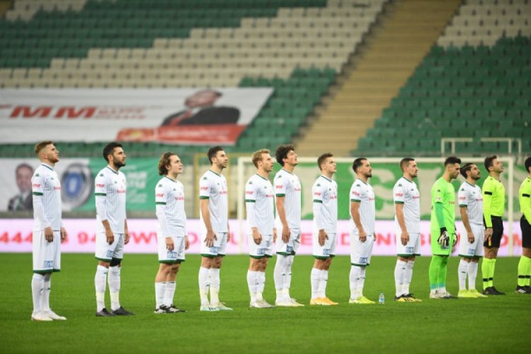 Bursaspor'da 8 oyuncunun sözleşmesi sona eriyor
