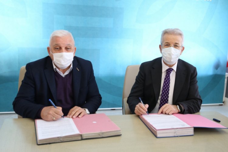 Bursa Nilüfer Belediye Başkanı Erdem pazarcılarla protokol imzaladı