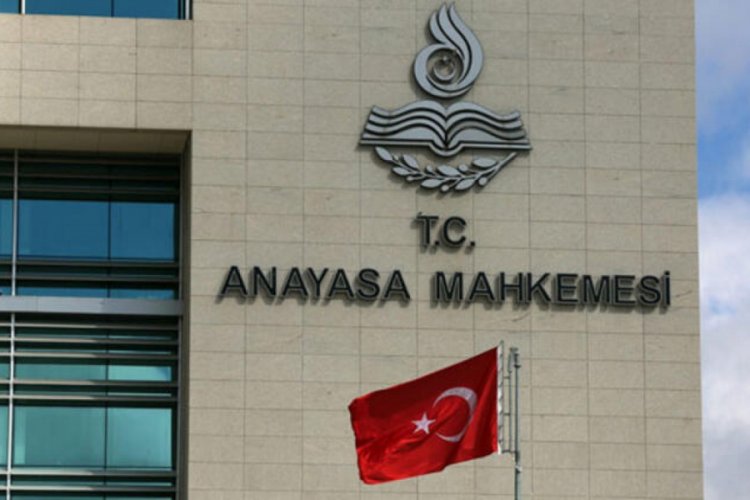 AYM'den annenin de &ouml;ld&uuml;ğ&uuml; k&uuml;rtaj işleminde 'yaşam hakkı ihlali' kararı