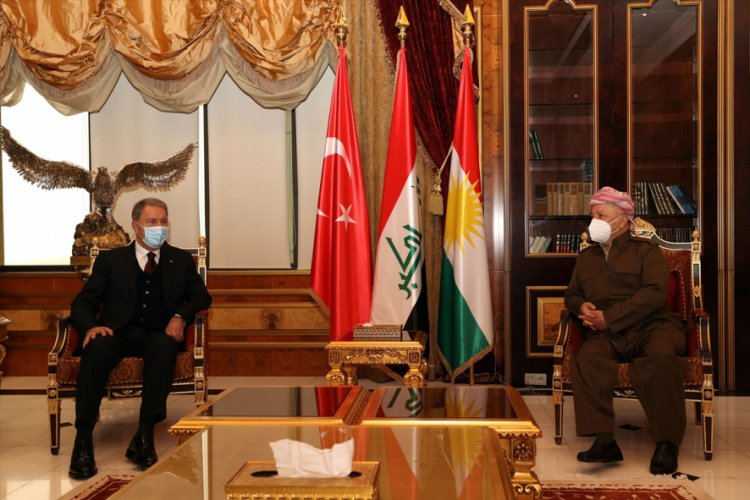 Bakan Akar Barzani ile görüştü