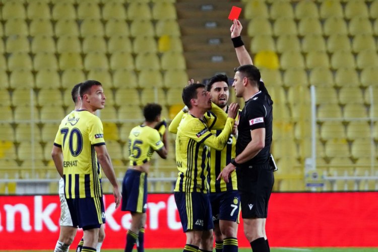PFDK'dan Mert Hakan Yandaş'a 1 maç ceza