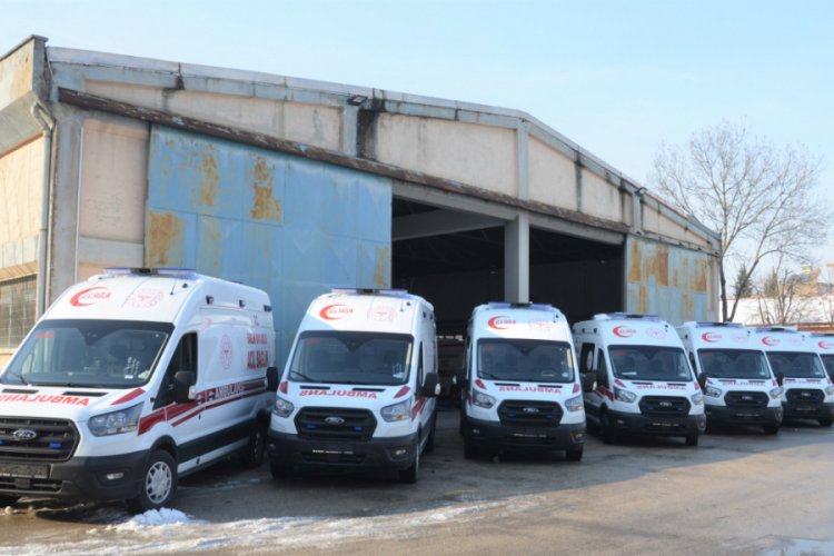 Bursa İl Sağlık Müdürlüğü'ne 10 ambulans daha verildi