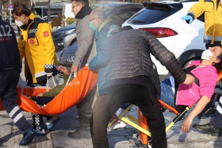 Kuşlarının &ouml;l&uuml;m&uuml;n&uuml;n &uuml;z&uuml;nt&uuml;s&uuml;yle fel&ccedil; ge&ccedil;irdiler