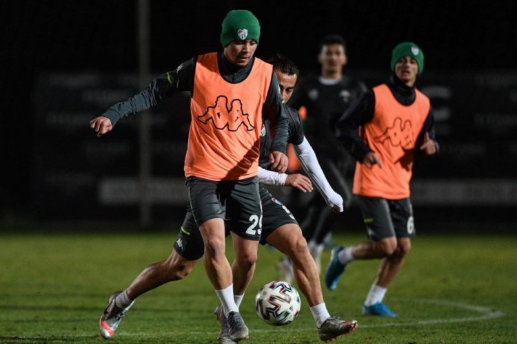 Bursaspor'da Adana Demirspor ma&ccedil;ı hazırlıkları devam ediyor
