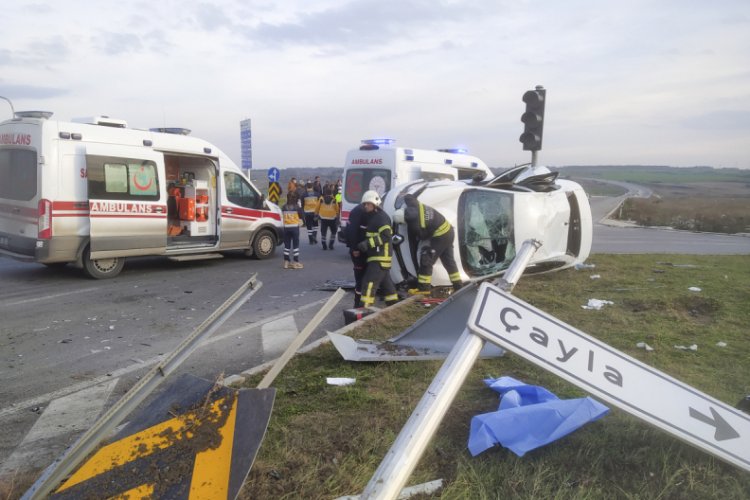 Tekirdağ'da feci kaza: 1'i ağır 5 yaralı