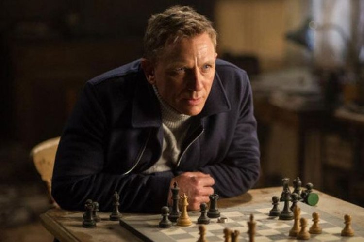James Bond filmi No Time To Die bir kez daha ertelendi
