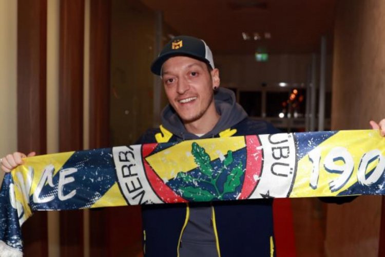 Fenerbah&ccedil;e Mesut &Ouml;zil i&ccedil;in Arsenal ile anlaştı