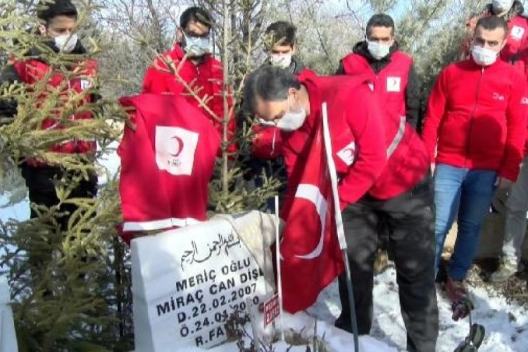 Elazığ depreminde hayatını kaybedenler anıldı