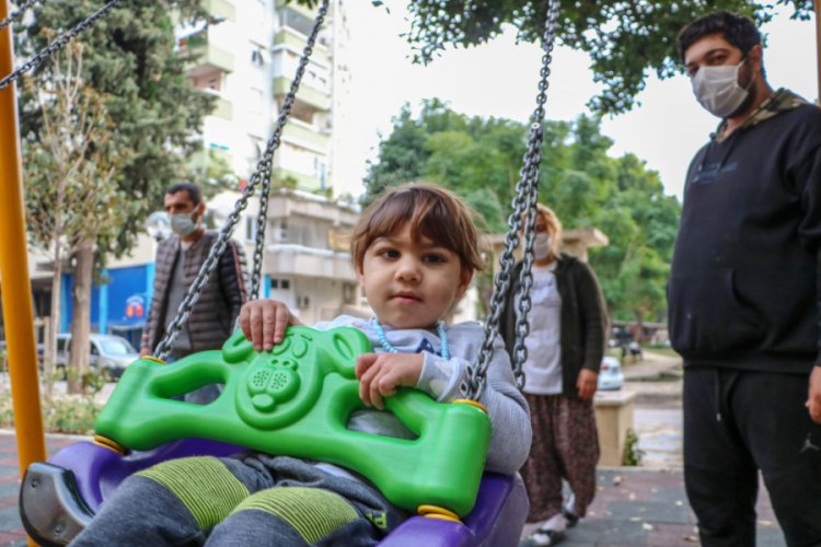 Epilepsi hastası Metecan'ı daha iyi şartlarda yaşatmak istiyorlar
