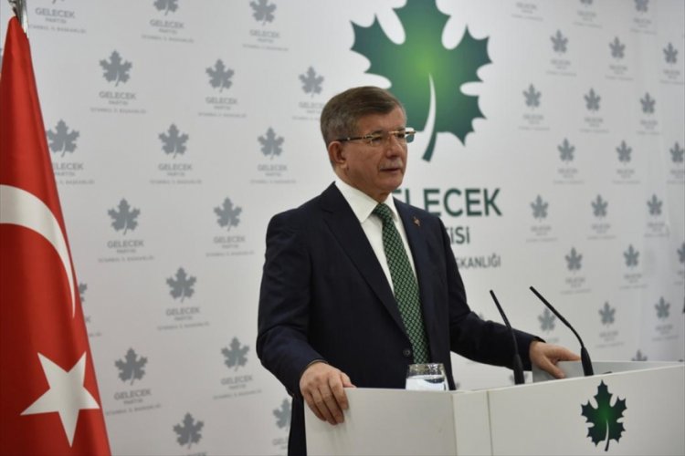 Davutoğlu: Ekonomimiz, iş imkanları, ekmeğimiz k&uuml;&ccedil;&uuml;l&uuml;yor