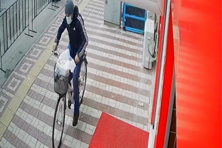 Bursa Kestel'de bisiklet hırsızlığı güvenlik kamerasına yansıdı
