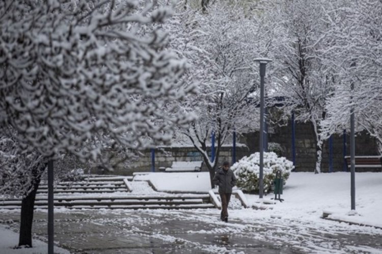 Erzurum ve Erzincan i&ccedil;in kar uyarısı