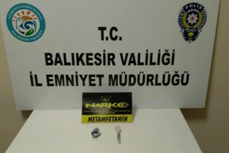Balıkesir'de 10 uyuşturucu ş&uuml;phelisi yakalandı