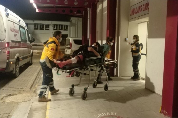 Aynı evde birlikte alkol aldığı arkadaşı tarafından bı&ccedil;aklandı