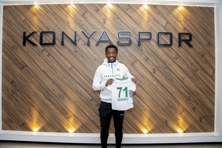Jesse Sekidika, Konyaspor'a imzayı attı