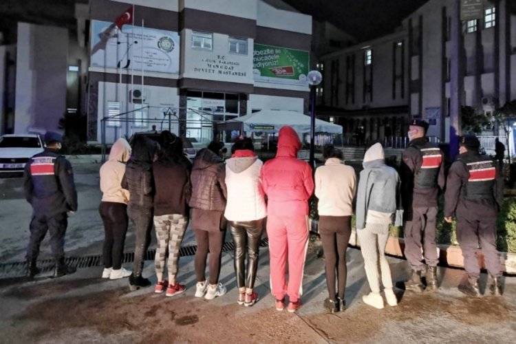 Antalya'da fuhuş operasyonu: 4 tutuklama