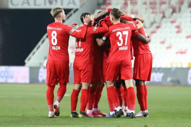 Sivasspor'da Alanyaspor ma&ccedil;ı &ouml;ncesi 5 eksik!