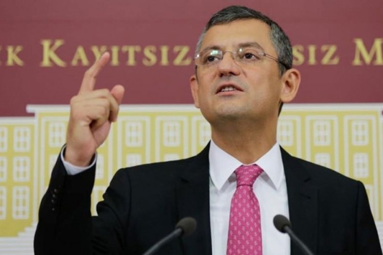 İstifalar sonrası &Ouml;zg&uuml;r &Ouml;zel'den ilk tepki