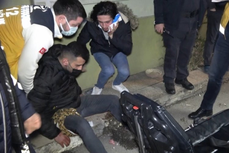 Bursa'da kısıtlamada yan baktın kavgası: 3 yaralı