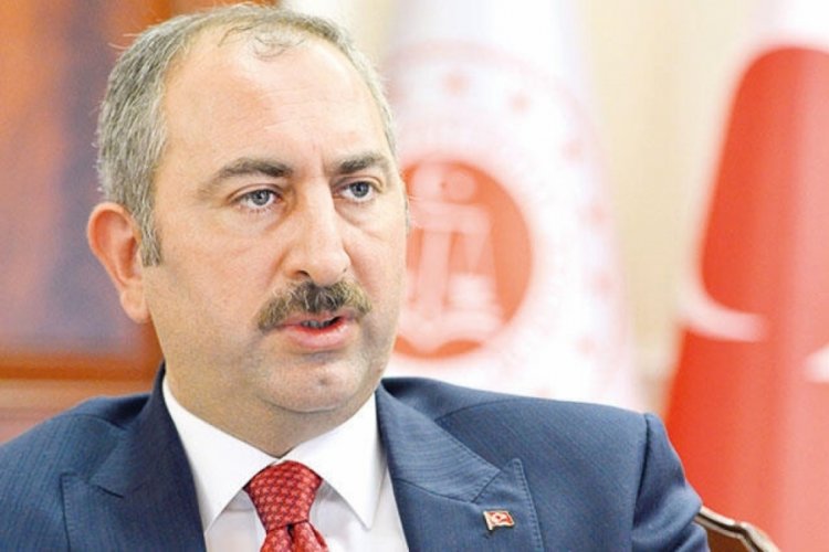 Adalet Bakanı G&uuml;l: Hukuk g&ouml;z yumamaz