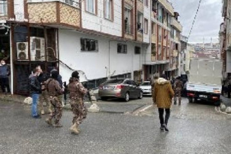 Esenyurt Teksas'a d&ouml;nd&uuml;! Silahlar ateşlendi, kılı&ccedil;lar &ccedil;ekildi