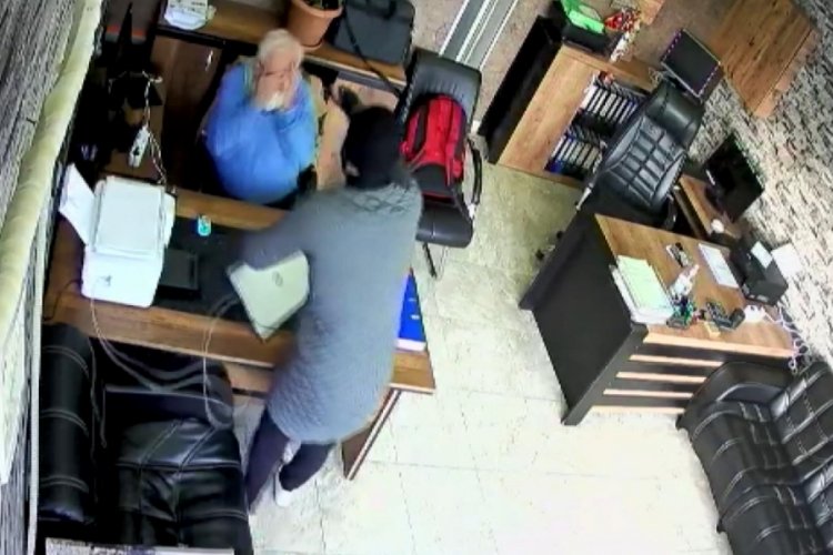 Biber gazlı saldırgan İtalyan iş insanına saldırdı