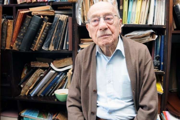 Eski bakan &Ouml;mer Cahit Kayra, hayatını kaybetti
