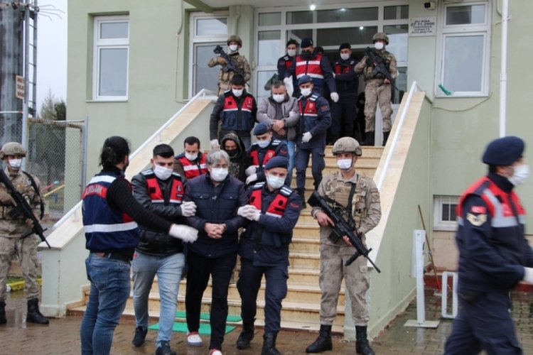 M&uuml;d&uuml;r ve kooperatif başkanı orman keserek 10 milyonluk vurgun yaptı