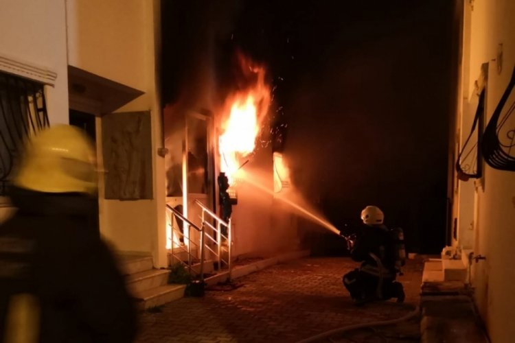 Villada korkutan yangın