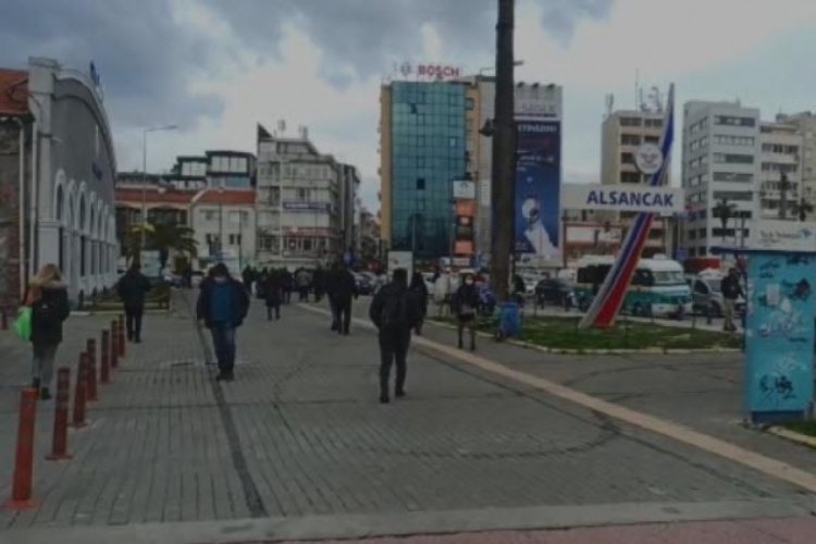 Karaburun'da 5,1 b&uuml;y&uuml;kl&uuml;ğ&uuml;nde deprem