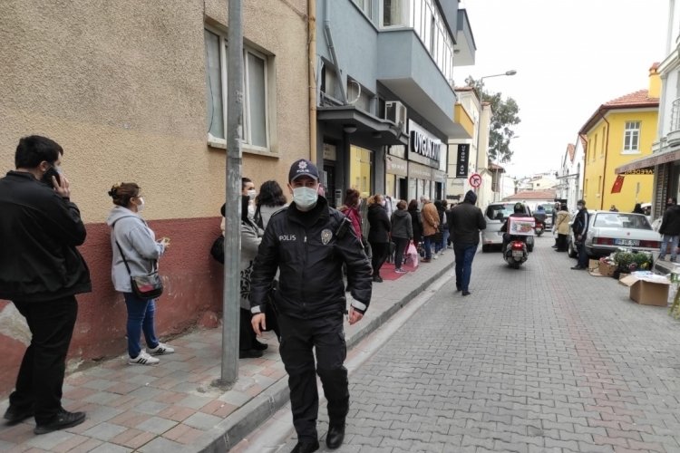 İndirim sevdası, koronayı unutturdu