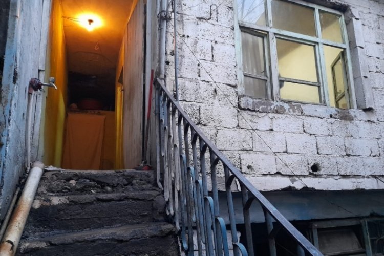 Isınmak i&ccedil;in kullandığı elektrikli battaniye yaşlı adamın sonu oldu