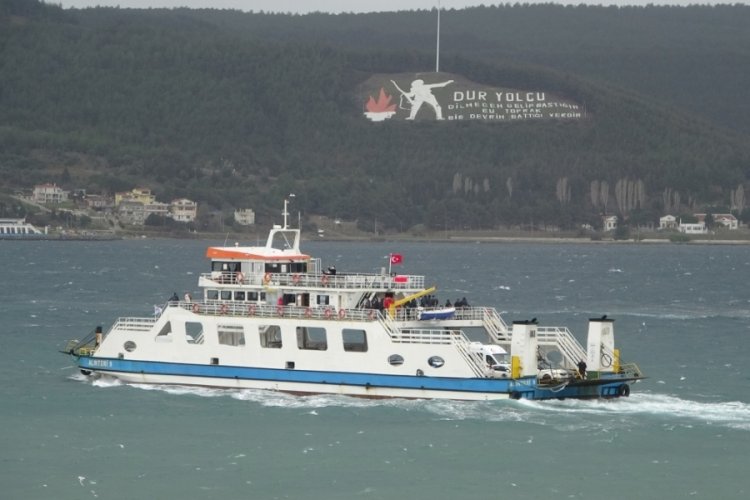 Gelibolu-Lapseki feribot seferleri yeniden başladı