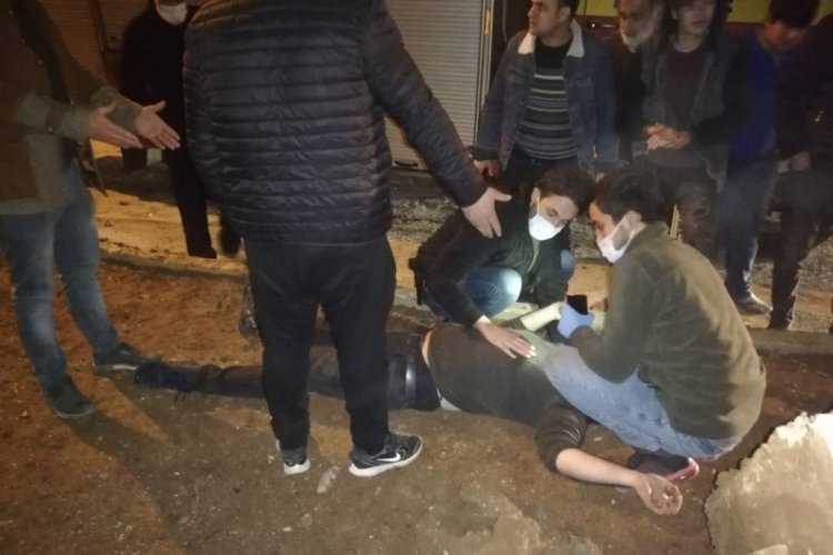 Virajı alamayan ara&ccedil; devrildi: 1'i ağır 3 yaralı