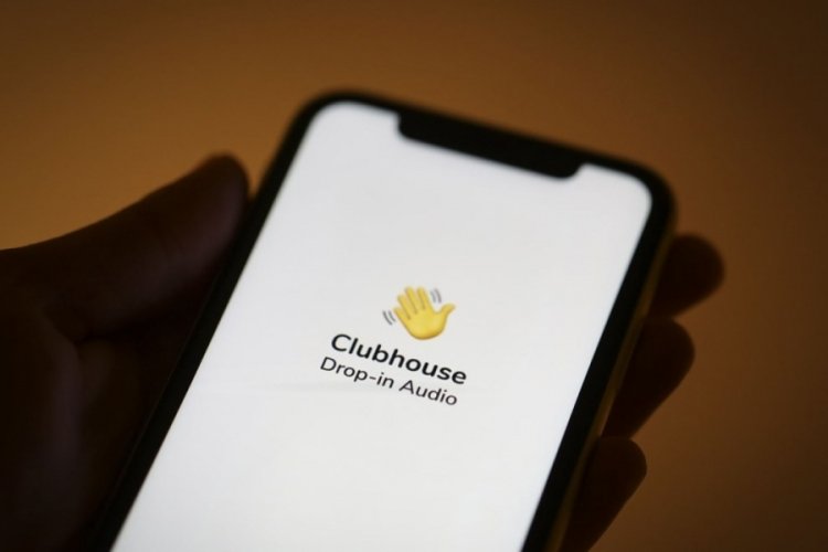 Clubhouse yine g&uuml;ndemde: Kişisel veriler ne kadar g&uuml;vende?