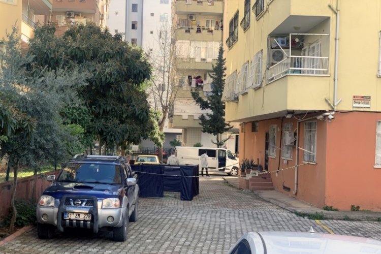 12'nci kattan d&uuml;şen gen&ccedil; kız hayatını kaybetti
