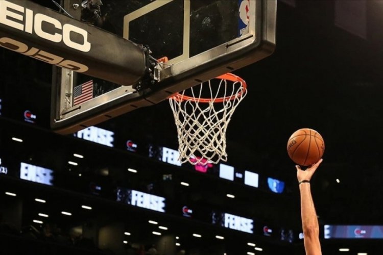 NBA'de Rockets, &uuml;&ccedil; sayı rekoru kırdığı ma&ccedil;ta Thunder'ı farklı yendi