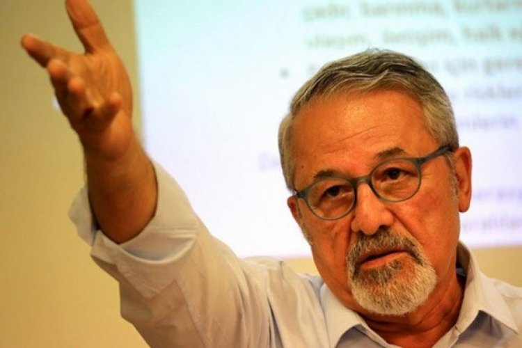 Naci G&ouml;r&uuml;r, İzmir'in deprem riskini a&ccedil;ıkladı