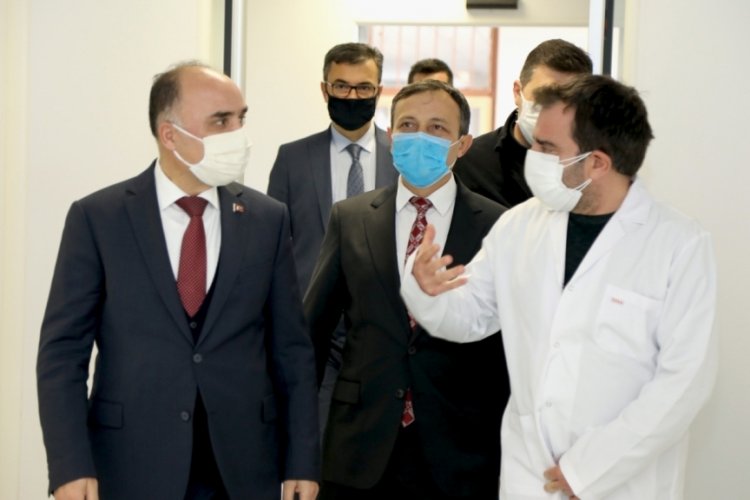 Yerli aşıyı geliştiren profes&ouml;r: İnşallah en kısa s&uuml;rede aşıyı kazandırmış oluruz