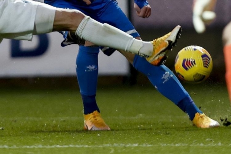 Koronavir&uuml;s salgını futbolda ara transferi de vurdu