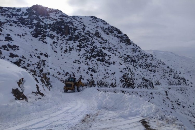 63 yaşındaki kadının cesedi asılı halde bulundu