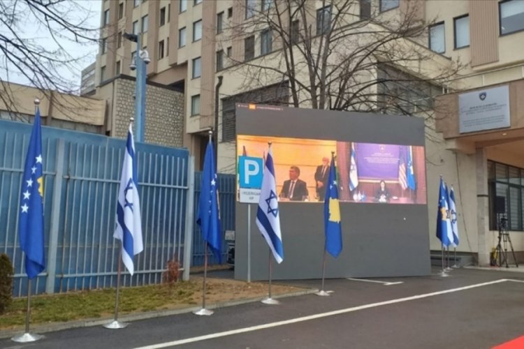 Kosova'nın Kud&uuml;s'te b&uuml;y&uuml;kel&ccedil;ilik a&ccedil;ma girişimi halkı fikir ayrılığına d&uuml;ş&uuml;rd&uuml;