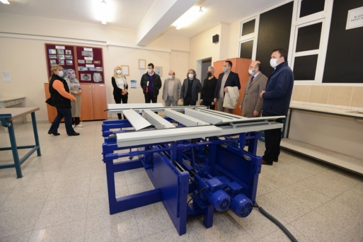 BTSO, mesleki ve teknik eğitim i&ccedil;in seferberliğini s&uuml;rd&uuml;r&uuml;yor